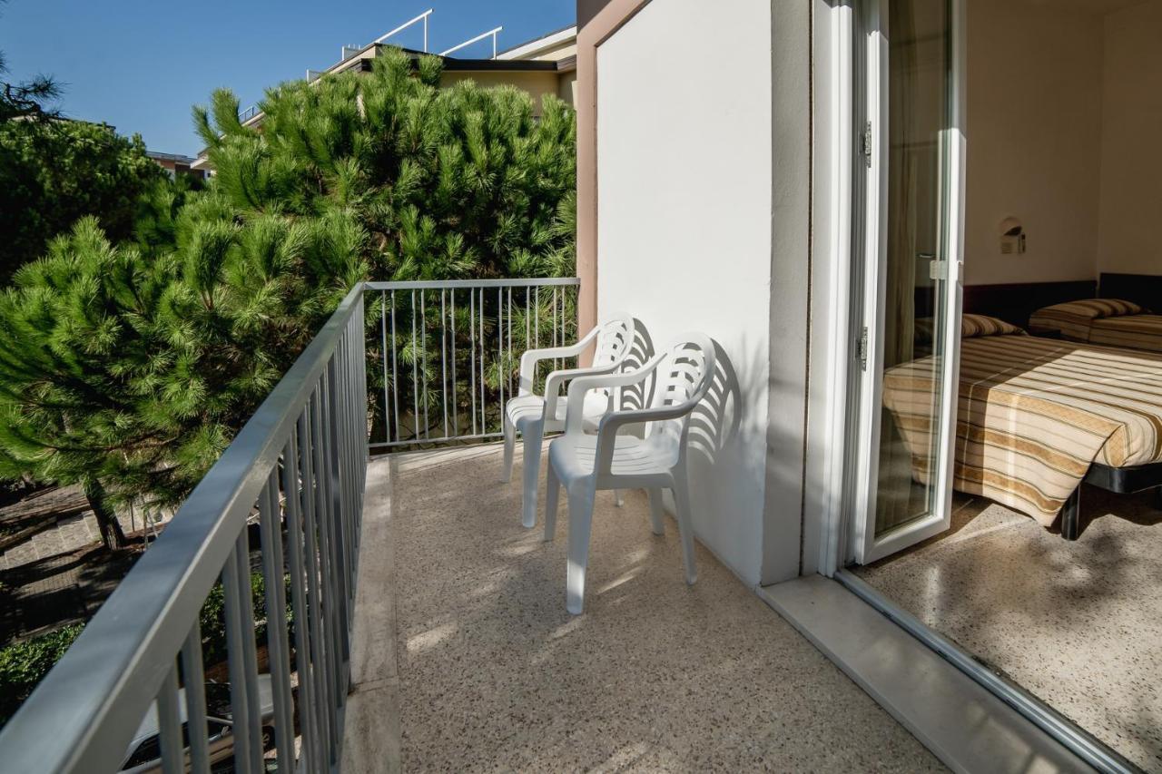 Hotel Sayonara Milano Marittima Ngoại thất bức ảnh