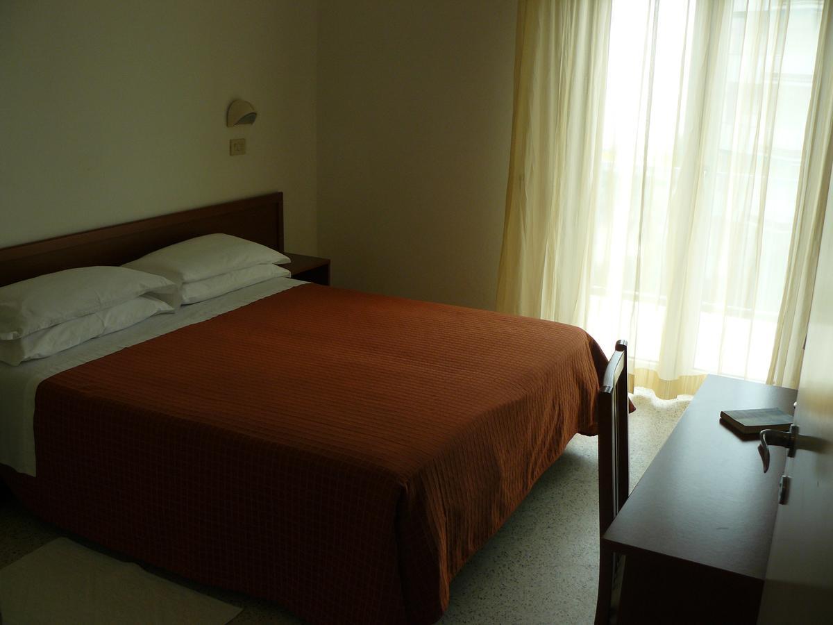 Hotel Sayonara Milano Marittima Ngoại thất bức ảnh