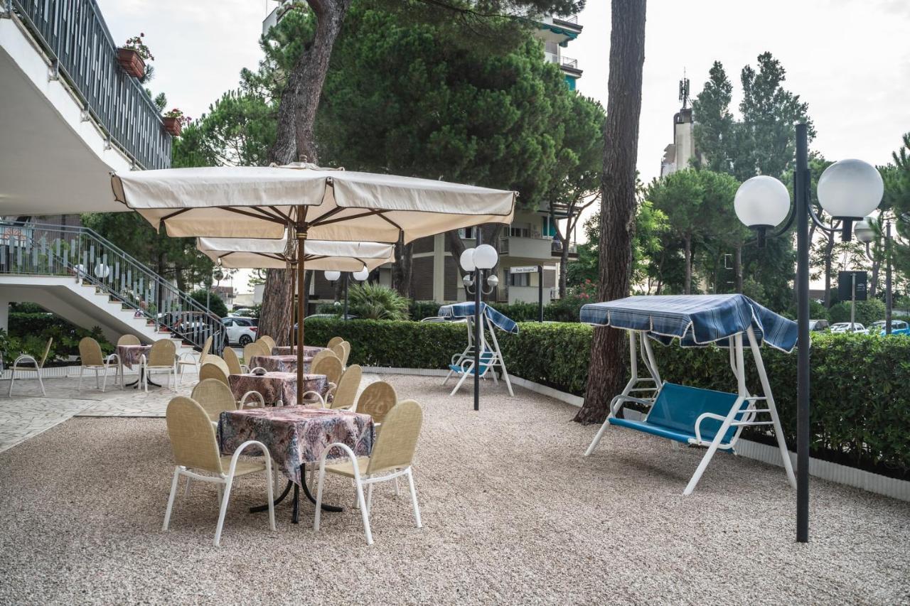 Hotel Sayonara Milano Marittima Ngoại thất bức ảnh
