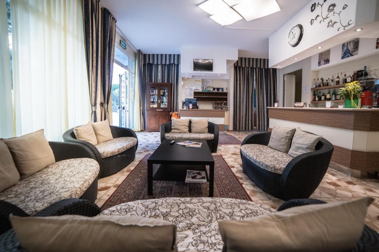 Hotel Sayonara Milano Marittima Ngoại thất bức ảnh